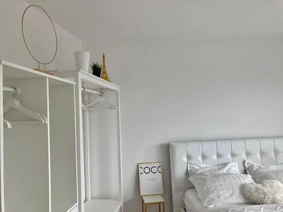 Luxury Apartment With Stunning View & Free Parking Brussels