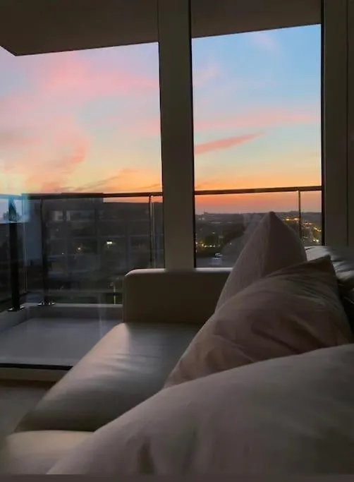 Luxury Apartment With Stunning View & Free Parking Brussels