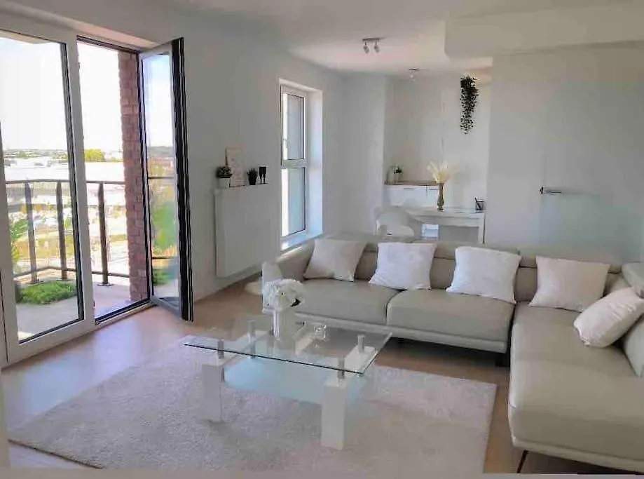 Luxury Apartment With Stunning View & Free Parking Brussels